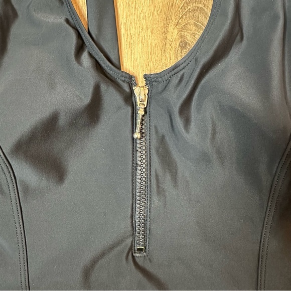 ShapeFx One Piece Halter Swimsuit Womens size 16 skirt swim dress, black belted - Picture 4 of 11